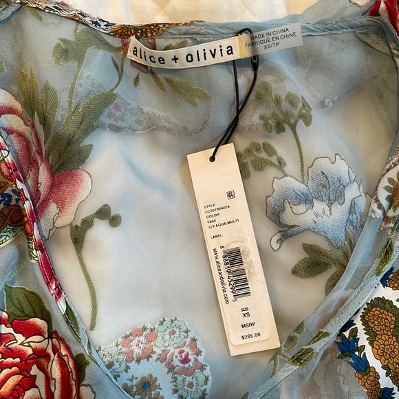 Alice and Olivia blouse with shoulder cut out XS - Picture 3 of 4